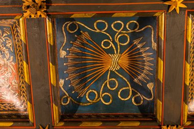 İspanya 'daki bir saraydan tarihi altın tavanlar.