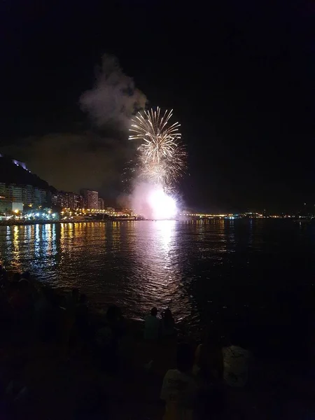 Colorful Fireworks Show Night Shores Sea Alicante Spain — Stock Photo, Image