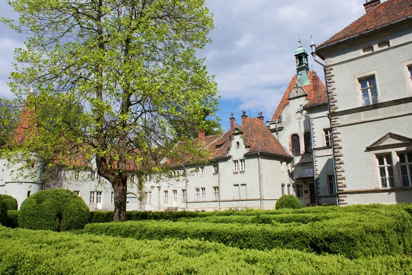 Hunting castle of Count Schonborn in Carpaty — Stock Photo, Image