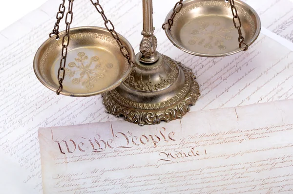 美国的宪法和司法的天平 — 图库照片