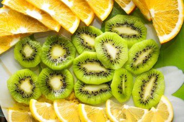 bir tabak meyve kesme