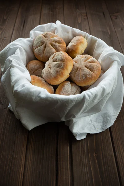 Сельский хлеб — стоковое фото