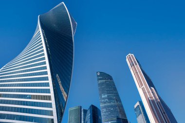 Moskova, Rusya - 02 Şubat 2021: Evrim Kulesi. Gökdelen dış görünüş. Moskova Uluslararası İş Merkezi.