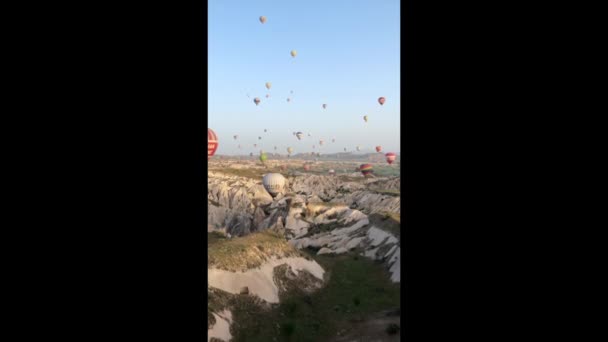 Goreme Turkey May 2018 Hot Air Balloons Fly Beautiful Valleys — Stock video