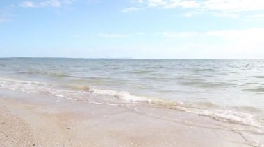 plajda su görünümü