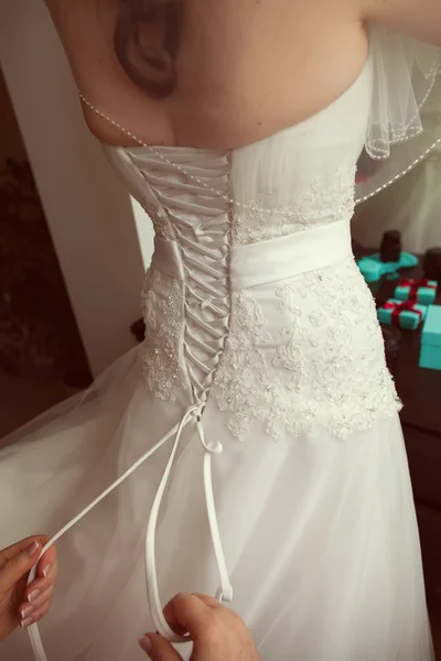 Novia vestida de blanco — Stockfoto