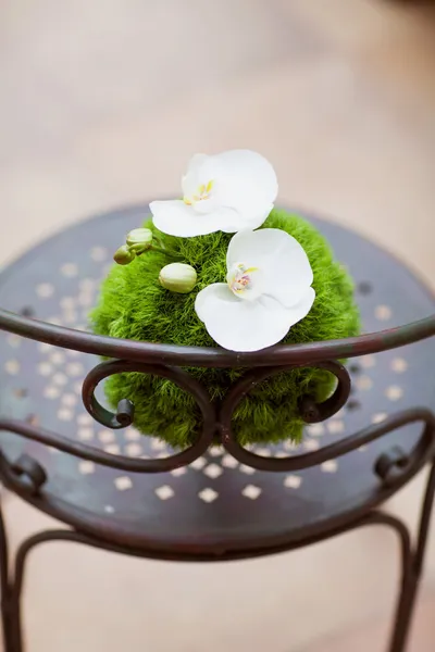 Wedding bouquet on a chair — Stock Photo, Image