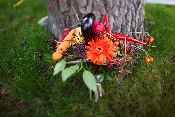 Wedding bouquet of orange vegetables — Stock Photo, Image