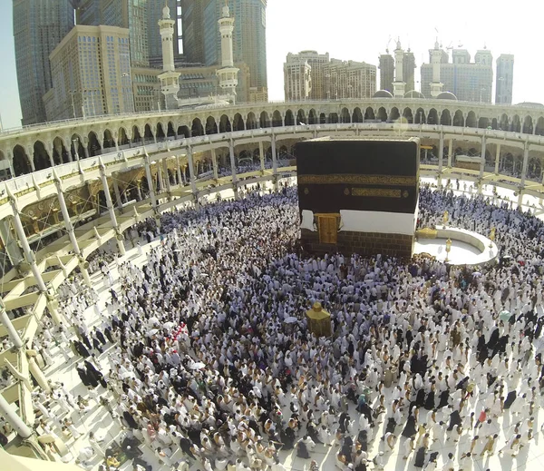 Musulmani Che Pregano Kaaba Alla Mecca — Foto Stock