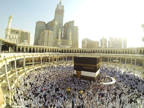 Muslimska Människor Ber Kaaba Mecka — Stockfoto
