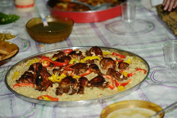 Tandoori chicken with jasmine rice — Stock Photo, Image