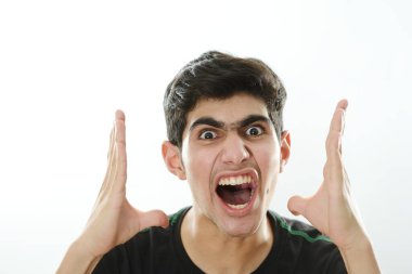 Yalnız Arap çocuk portresi . 