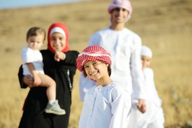 Doğadaki Arap ailesi