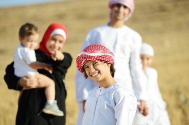 Doğadaki Arap ailesi