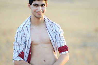 Araplar doğanın tadını çıkarıyor.