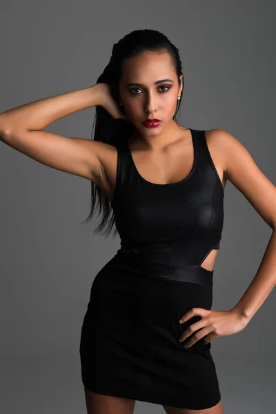 Vestido negro — Foto de Stock