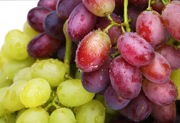 Uvas verdes e rosas frescas — Fotografia de Stock