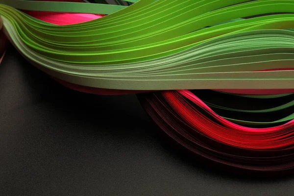 赤と緑のカラーストリップ波紙 要旨テクスチャ黒水平背景 — ストック写真