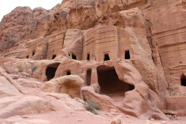 kayanın içindeki eski nabatean Harabeleri