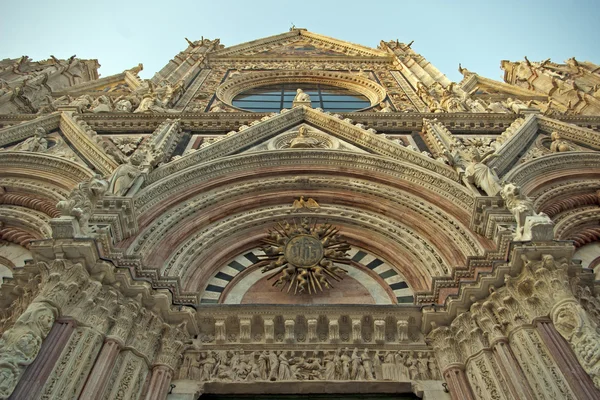 Duomo di Siena - Facciata Ovest — Foto Stock