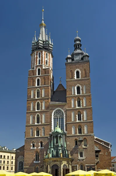 St Mary cathedral in main square in Krakow — Stock Photo, Image