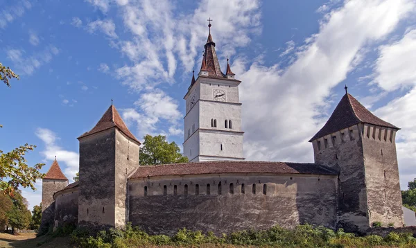 Opevněný kostel v Transylvánii, Rumunsko — Stock fotografie