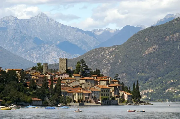 Jezero como v Itálii, rezzonico — Stock fotografie