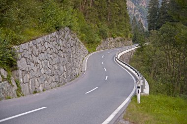 Alp dağ yolu