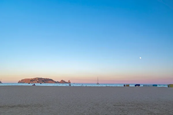 Ηλιοβασίλεμα Στην Παραλία Estartit Platja Estartit Αμμώδης Παραλία Και Άγριος — Φωτογραφία Αρχείου