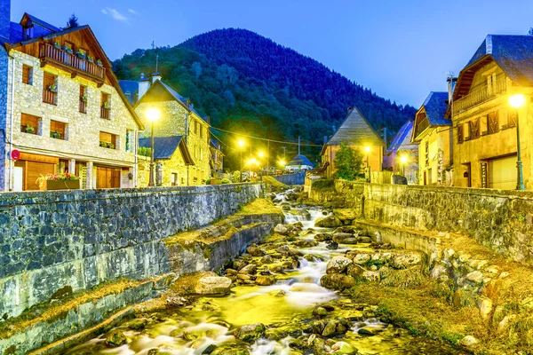 Vielha Pyrenäen Fluss Nere Bei Nacht Provinz Katalonien Spanien — Stockfoto