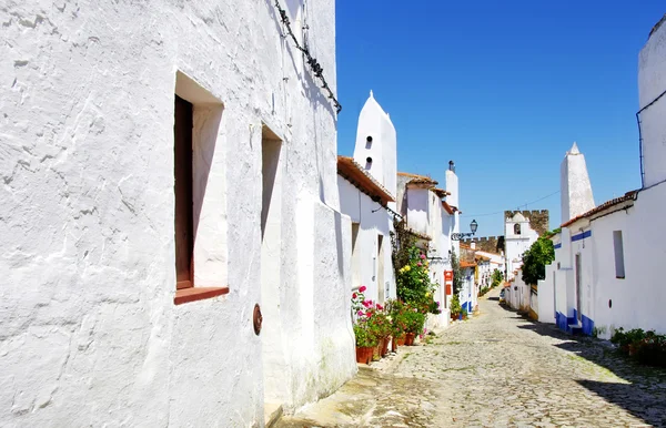 Straat van Mesochori dorp, portugal — Stockfoto