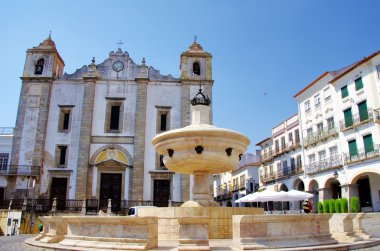 Do Giraldo square, Evora in Portugal clipart