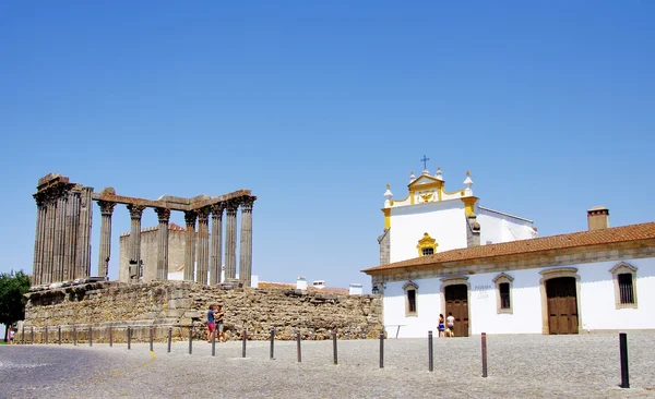 葡萄牙埃武拉罗马神庙 — 图库照片