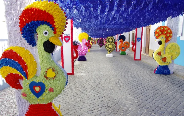 Cazzo di Barcelos, simbolo del Portogallo, in decorazione di strada — Foto Stock