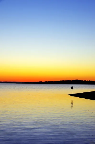 Coucher de soleil dans le barrage d'Alqueva — Photo