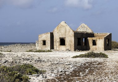 Beach house Harabeleri