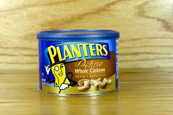 Can of Planters Whole Cashews — Stock Photo, Image
