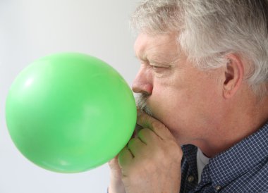 Komuta sizde balon kadar üfleme