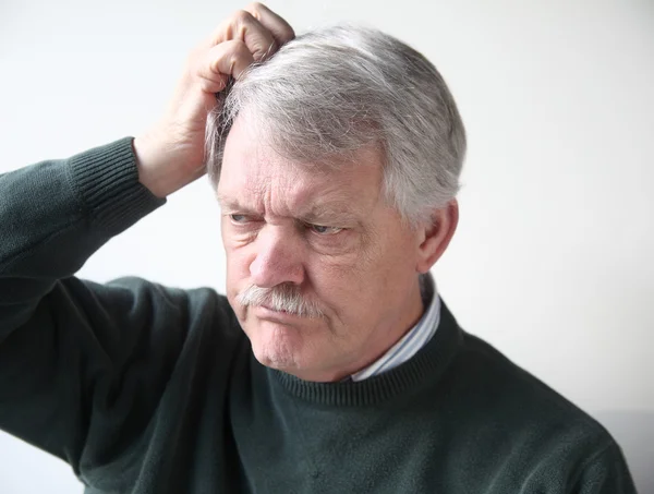 Older man is frustrated — Stock Photo, Image