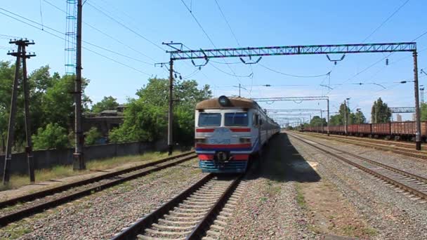 Suburban electric train — Stock Video