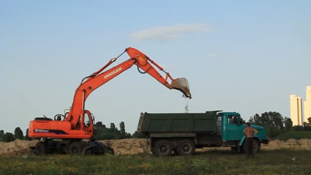 Excavator — Stock Video