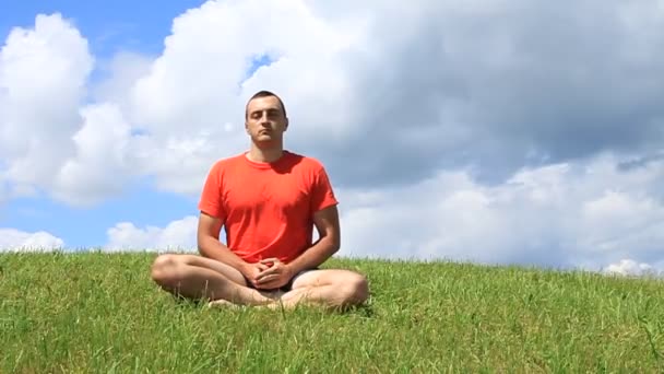 Meditación trascendental — Vídeo de stock
