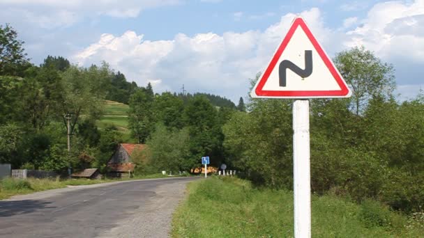 Panneau de signalisation - virage épingle à cheveux 