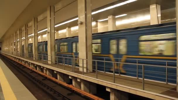 Estación de metro — Vídeos de Stock