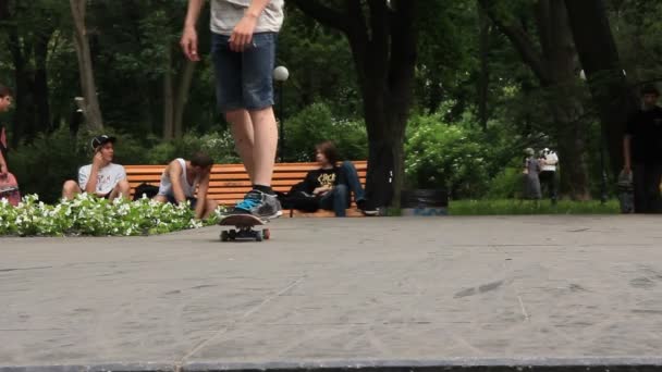 Skateboarder — Stockvideo