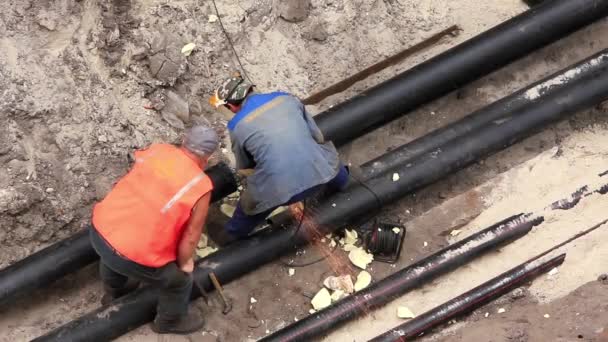 Insulated pipe line — Stock Video