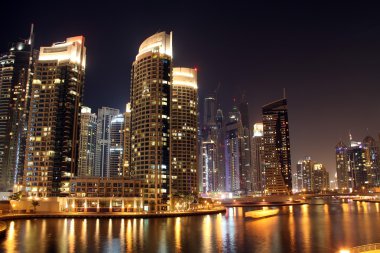 gece Dubai şehir
