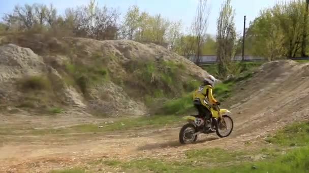 Cross-country motorcycle race — Stock Video