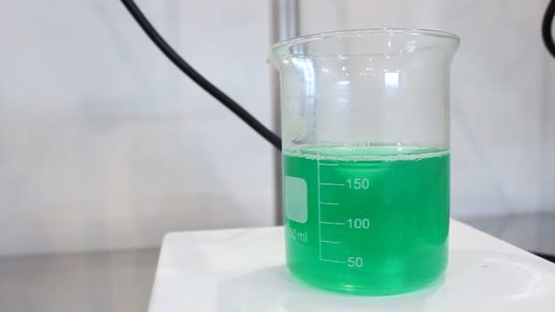 Laboratório de análise química — Vídeo de Stock