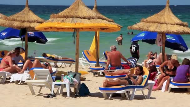 在突尼斯的海滩 — 图库视频影像